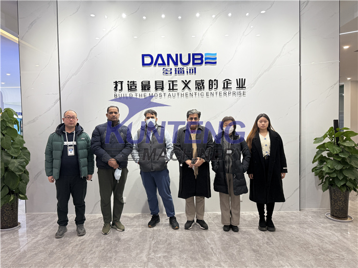 Turkish entrepreneurs to visit our intelligent equipment manufacturing base