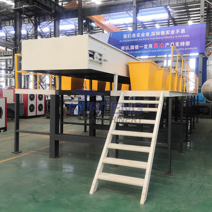 Features of manual sorting table
